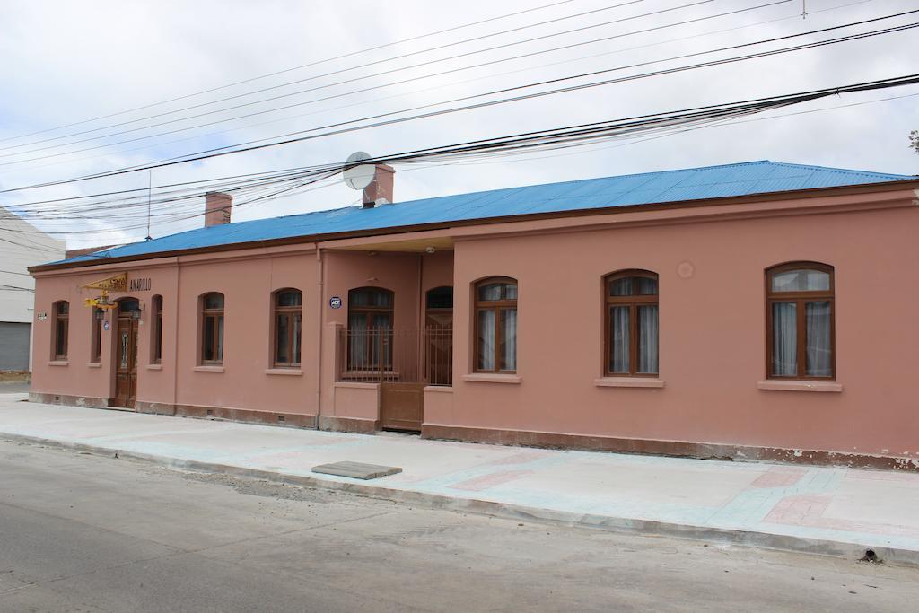 Hotel Yellow Submarine Punta Arenas Exterior foto